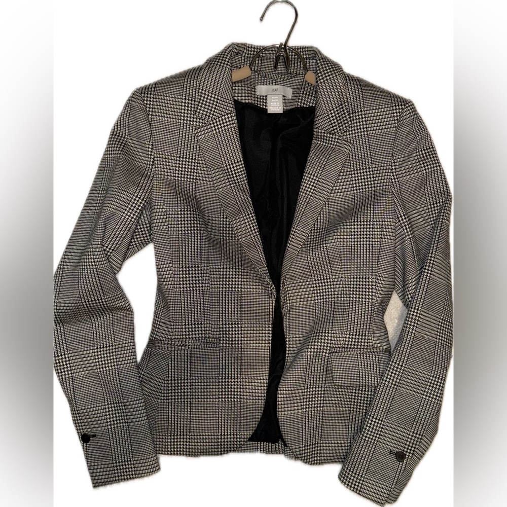 HM plaid blazer, size XS